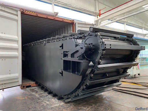 Custom Amphibious Excavator Undercarriage 5-30 Ton Swamp Dredging Pontoon
