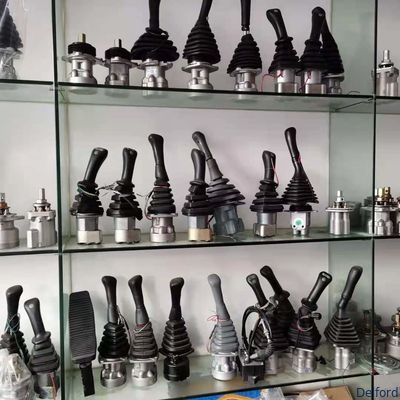 Excavator Joystick Handle Rod Assembly Replacement PC120 PC200 SK200 EX200