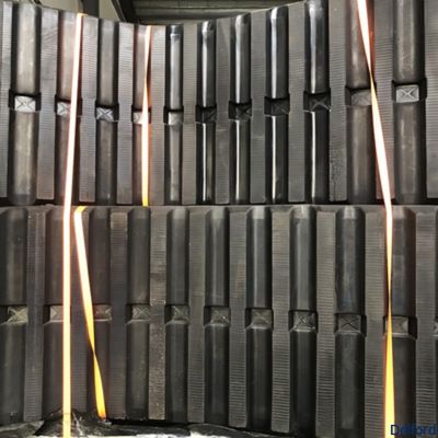 Wear Resistant Excavator Rubber Track 400x72.5x76 Crawler Track Part