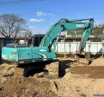 Kobelco SK200-8 Used Hydraulic Excavator 20 Ton Second Hand