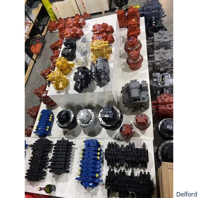 Durable Kobelco SK135 Excavator Hydraulic Pump K3V63DTP-OE011 Robust Main Pump Assembly for Repair