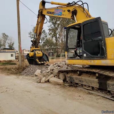 Excavator Crusher Bucket for Rock Concrete Demolition Waste Handling Jaw Crusher Attachment Recycling Machine Supplier