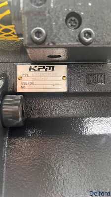 Genuine Kawasaki Hydraulic Pump Main Assy Excavator Pump For XCMG XE215 Machine K7V125DTP/8N