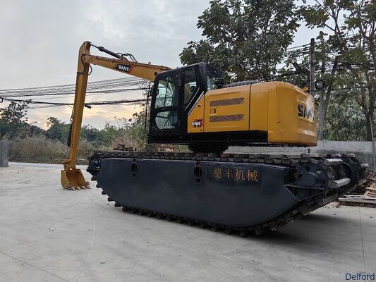 Floating Amphibious Dredging Machine Mini Excavator with Pontoon Used in Shallow Water and Swamp for pc30 