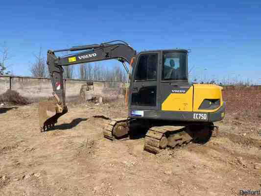 Used  Excavator Original  EC75D 7.5 Ton Hydraulic Crawler Digger With AC Cab For Sale
