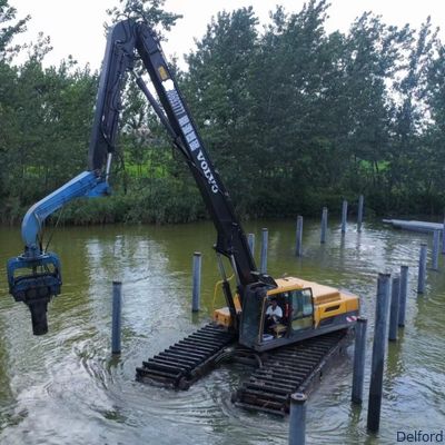 Schiffsstahl amphibischer Bagger Pontoon-Unterbahn für Sumpf