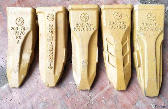 Komatsu PC200 Excavator Rock Teeth Forged Casting Construction Part 205-70-19570