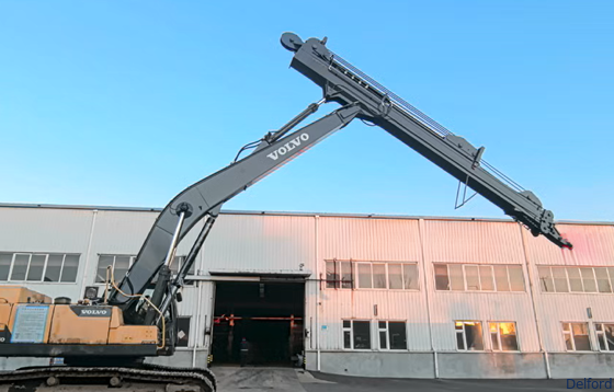 Excavator Telescoping Boom 3 Section Extendable Arm Used For 20 -40 Tons Excavator For Dredging Work 